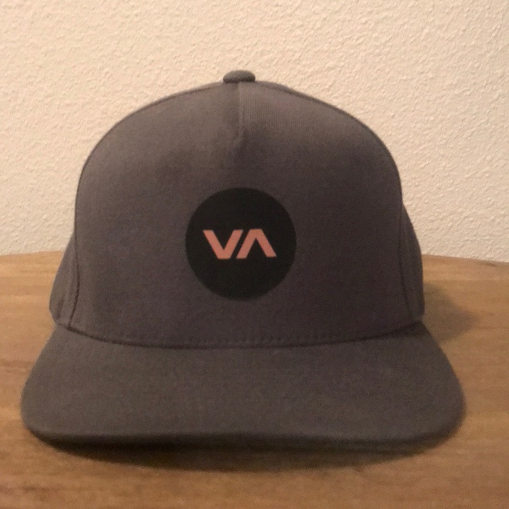 RVCA Grey flex fit hat